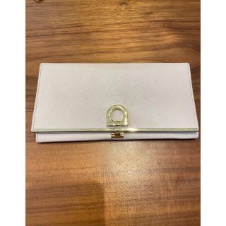 サルヴァトーレフェラガモ(Salvatore Ferragamo)のフェラガモ　長財布(財布)