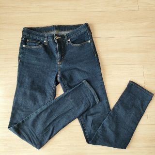 ジーユー(GU)のスキニージーンズ👖(スキニーパンツ)