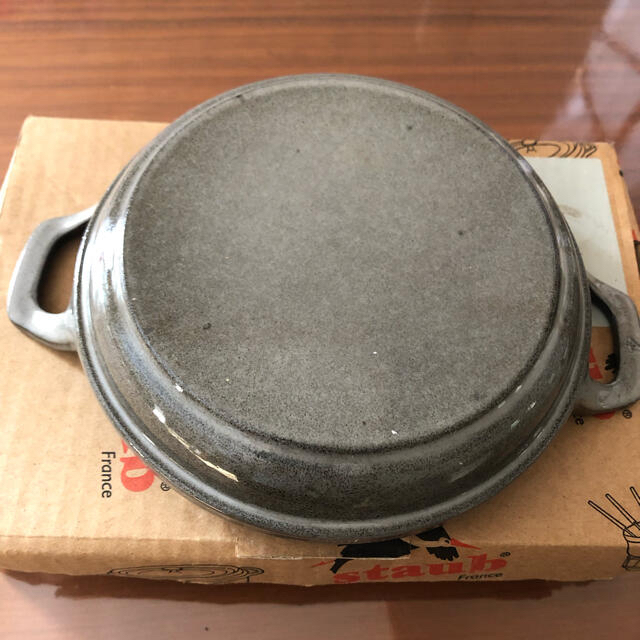 STAUB(ストウブ)のSTAUB エッグスキレット　12cm  インテリア/住まい/日用品のキッチン/食器(鍋/フライパン)の商品写真