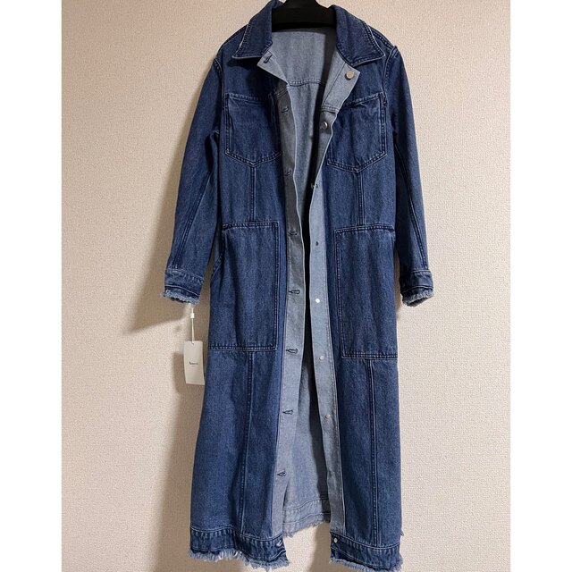 Ameri VINTAGE(アメリヴィンテージ)のAmeri VINTAGE 2WAY REVERSIBLE DENIM COAT レディースのジャケット/アウター(ロングコート)の商品写真