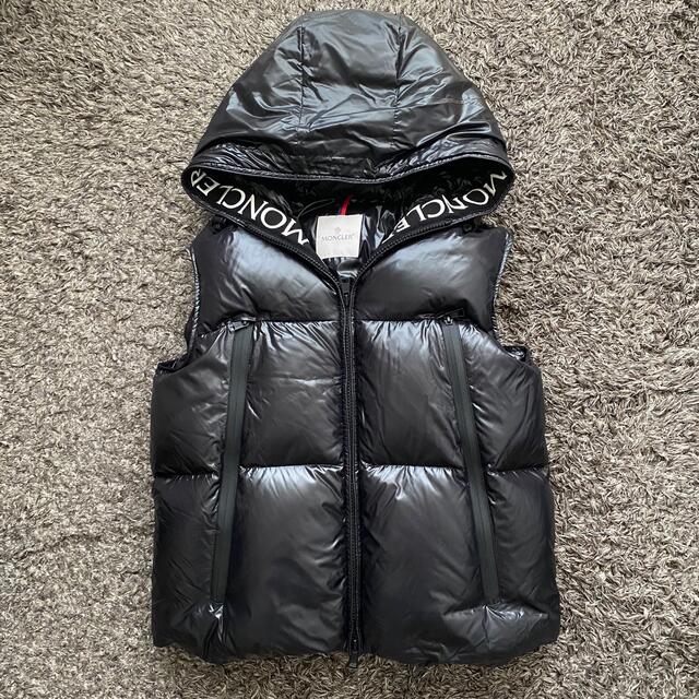 美品】MONCLER モンクレール ダウンベストAGNEAUX GILET 優れた品質