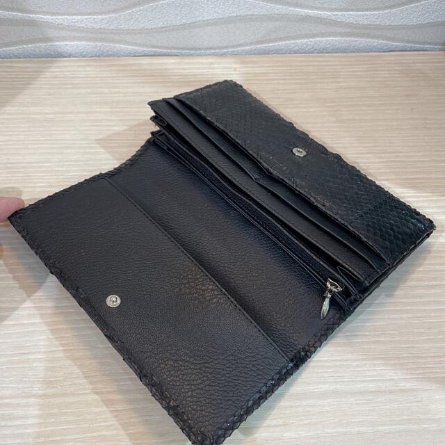 パイソン　長財布　ブラック レディースのファッション小物(財布)の商品写真
