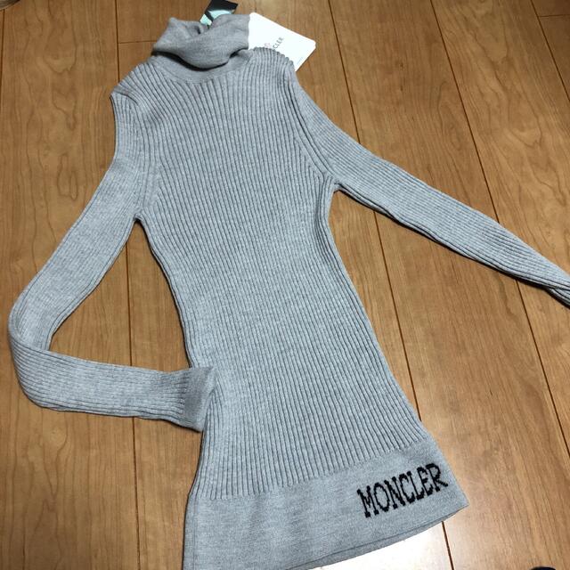 MONCLER(モンクレール)の新品　タグつき　モンクレール　タートルニット　レディース レディースのトップス(ニット/セーター)の商品写真