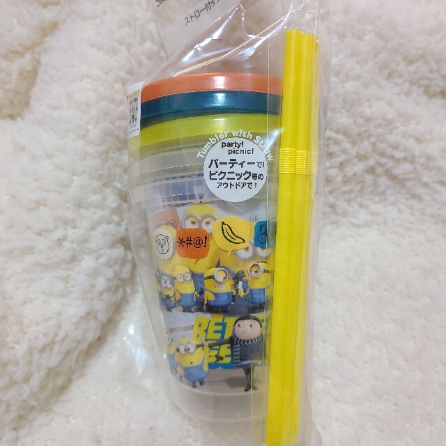 ミニオン(ミニオン)の【新品】minion ストローつきタンブラー インテリア/住まい/日用品のキッチン/食器(タンブラー)の商品写真