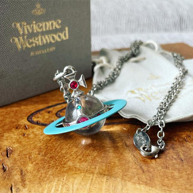 Vivienne Westwood(ヴィヴィアンウエストウッド)の美品希少VivienneWestwoodブルーサテライトオーブネックレス レディースのアクセサリー(ネックレス)の商品写真