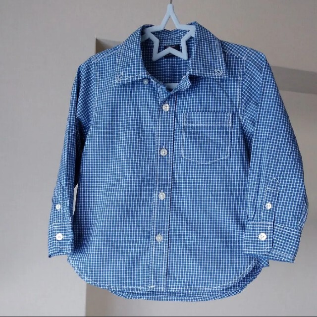 babyGAP(ベビーギャップ)の未使用　ベビーギャップ　チェックシャツ　100  3years　baby gap キッズ/ベビー/マタニティのキッズ服男の子用(90cm~)(Tシャツ/カットソー)の商品写真