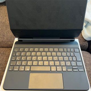 アップル(Apple)のipad magic keyboard 11inch (第1世代および第2世代)(iPadケース)