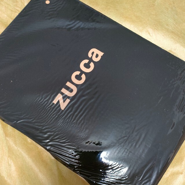 ZUCCa(ズッカ)の新品　未開封　大人のおしゃれ手帖　ズッカ　2way リュック　バッグ　付録 レディースのバッグ(リュック/バックパック)の商品写真