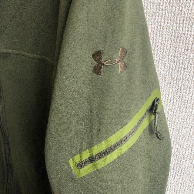 UNDER ARMOUR(アンダーアーマー)のアンダーアーマー　裏側　ボア　ジャケット　※説明参照 メンズのジャケット/アウター(ブルゾン)の商品写真