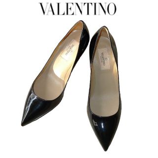 ヴァレンティノ(VALENTINO)のVALENTINO 黒 パンプス ★未使用 ヴァレンティノ(ハイヒール/パンプス)