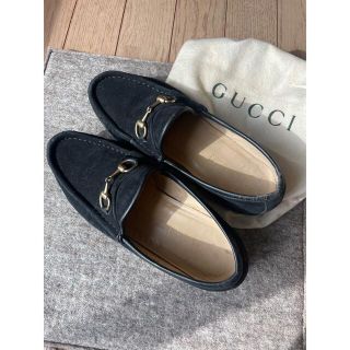 グッチ(Gucci)の【最終値下げ】GUCCI スエード ローファー 【専用箱、袋付き】(ローファー/革靴)