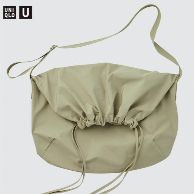 UNIQLO(ユニクロ)のUNIQLO U ドローストリングショルダーバッグ　 メンズのバッグ(メッセンジャーバッグ)の商品写真