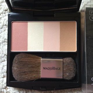 マキアージュ(MAQuillAGE)の新品　マキアージュ　デザインフェースカラーズ   20   レッド　ケース入り(チーク)