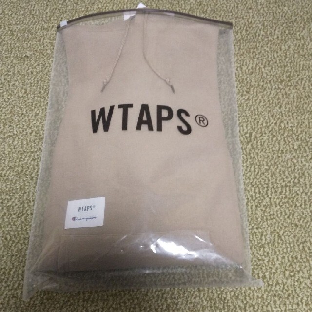 W)taps(ダブルタップス)のWtaps×Champion コラボ フーディ ベージュ XL 送料込み メンズのトップス(パーカー)の商品写真