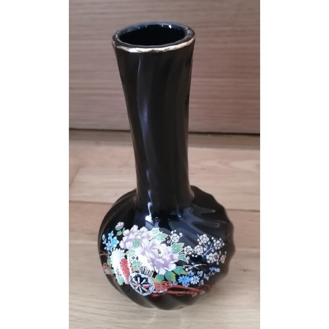 九谷焼 花瓶 一輪挿し　陶器 絵付 置物 花器 花入　壺　華道　陶芸　骨董 エンタメ/ホビーの美術品/アンティーク(陶芸)の商品写真