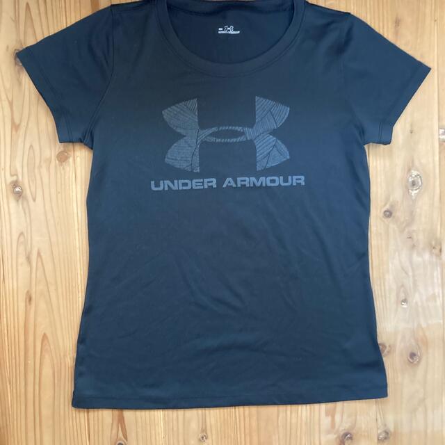 UNDER ARMOUR(アンダーアーマー)のUNDERARMOUR Tシャツ レディースのトップス(Tシャツ(半袖/袖なし))の商品写真