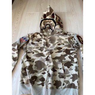 アベイシングエイプ(A BATHING APE)のエイプ　シャークパーカー(パーカー)