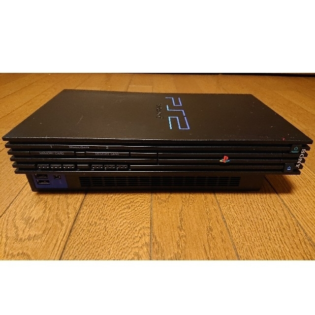 PlayStation2(プレイステーション2)のつなてと様専用　プレステ2本体 +ソフト6枚 エンタメ/ホビーのゲームソフト/ゲーム機本体(家庭用ゲーム機本体)の商品写真