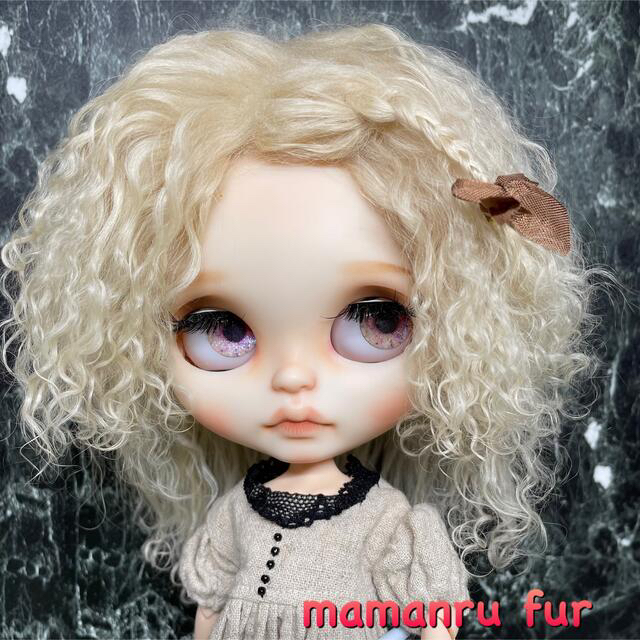 blythe _w-490クリームベージュ⭐️チベットラムウィッグ