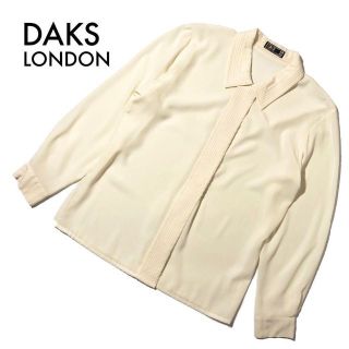 ダックス(DAKS)のダックスロンドン 長袖ブラウス シャツ 上品刺繍入り 白 11号 L レトロ古着(シャツ/ブラウス(長袖/七分))