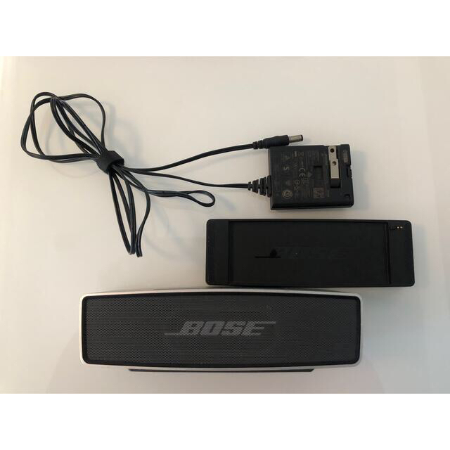 BOSE SoundLink Mini約660g付属