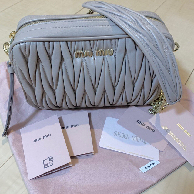 u - u マテラッセレザー ショルダーバッグの通販 by けい