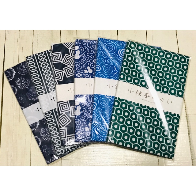 yoshi 様専用です。小紋手ぬぐい 麻の葉模様(紺色) 小紋てぬぐい www