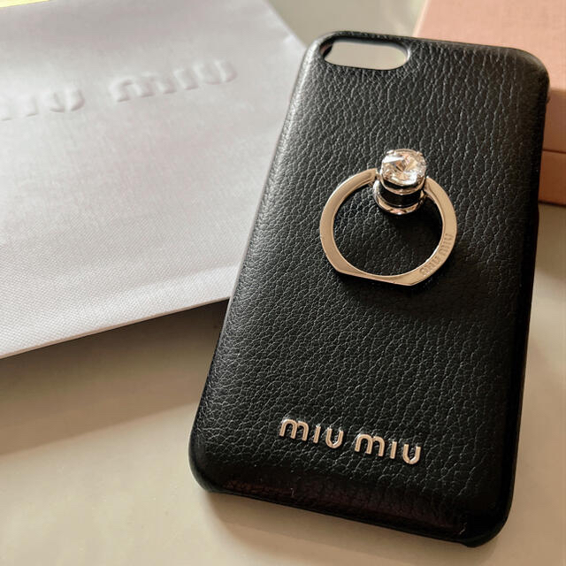 miumiu(ミュウミュウ)のmiumiu iPhoneケース SE第二世代 / 7 / 8 スマホ/家電/カメラのスマホアクセサリー(iPhoneケース)の商品写真