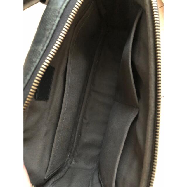 メンズ　ヴィトン  黒　バッグ メンズのバッグ(ショルダーバッグ)の商品写真