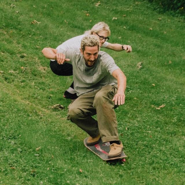 Supreme(シュプリーム)のNoah × Vans Vault Authentic LX "Cashew" メンズの靴/シューズ(スニーカー)の商品写真