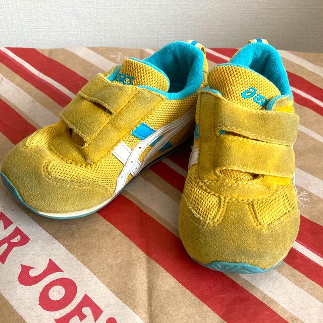 asics(アシックス)のasics キッズ　スニーカー キッズ/ベビー/マタニティのキッズ靴/シューズ(15cm~)(スニーカー)の商品写真