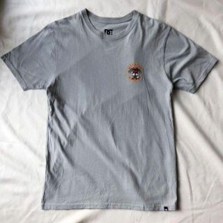 ディーシーシュー(DC SHOE)の古着 DC SHOE Tシャツ M グレー WEEKEND WARRIOR(Tシャツ/カットソー(半袖/袖なし))