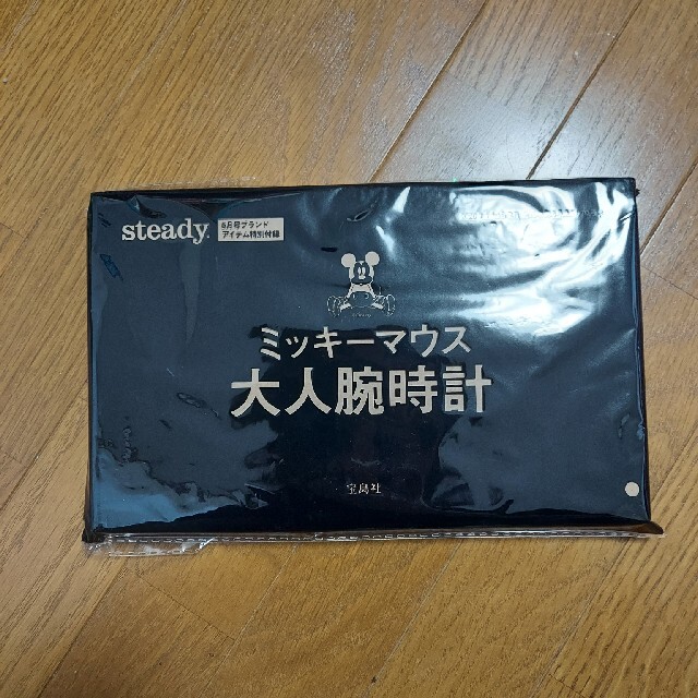 宝島社(タカラジマシャ)のミッキーマウス 大人腕時計 レディースのファッション小物(腕時計)の商品写真