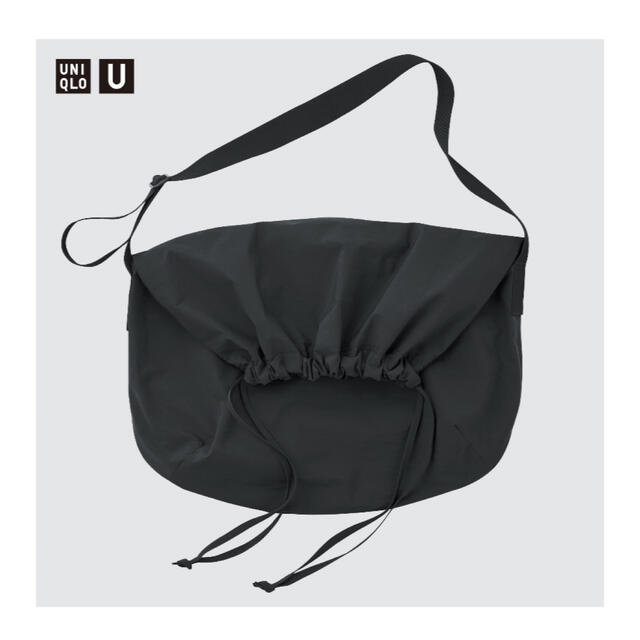 UNIQLO(ユニクロ)のUNIQLOU ドローストリングショルダーバッグ　黒 レディースのバッグ(ショルダーバッグ)の商品写真