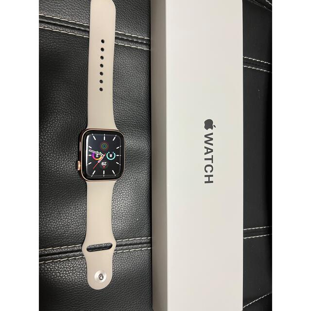 Apple Watch(アップルウォッチ)のApple Watch SE GPSモデル 44mm ゴールド メンズの時計(腕時計(デジタル))の商品写真