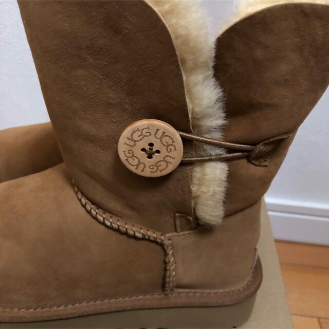 ⭐︎新品 UGG アグ ムートンブーツ ベイリーボタン 2 チェストナッツ