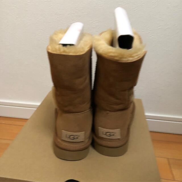 ⭐︎新品 UGG アグ ムートンブーツ ベイリーボタン 2 チェストナッツ