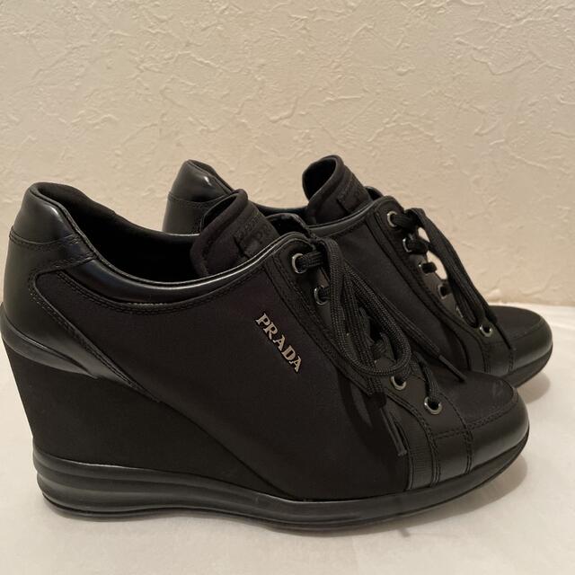 PRADA ウェッジ　　　　　　　　　　ソール　　　　スニーカー