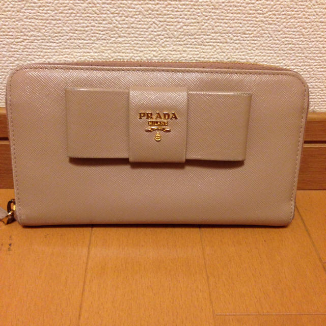 PRADA - プラダのお財布♡お取り置き12/11まで