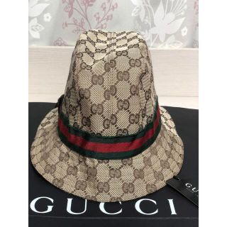 グッチ(Gucci)のタグ付き　Gucci グッチバケットハット　シュプリーム　シェリーライン(帽子)