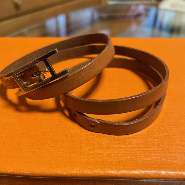 Hermes(エルメス)のHERMES レザーブレスレット レディースのアクセサリー(ブレスレット/バングル)の商品写真