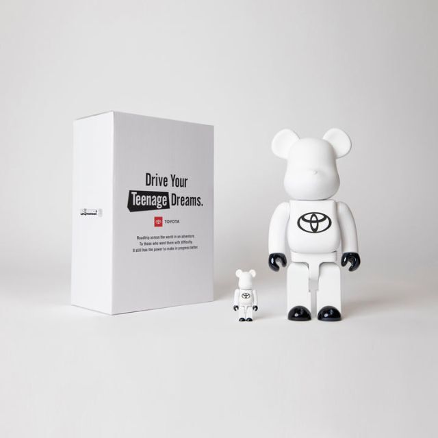 BE@RBRICK TOYOTA WHITE 100% &400% トヨタ