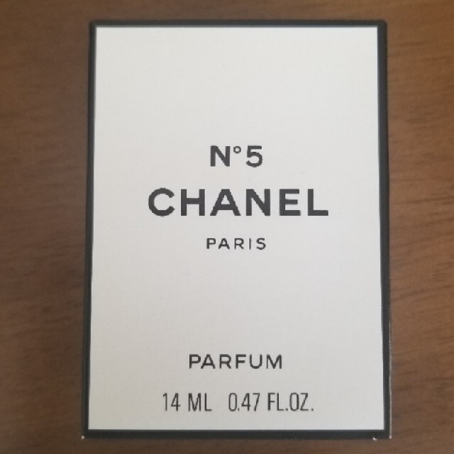 CHANEL(シャネル)の☆★新品未使用★☆　シャネルNO5　香水7ml パルファム　トワレ　CHANEL コスメ/美容の香水(香水(女性用))の商品写真