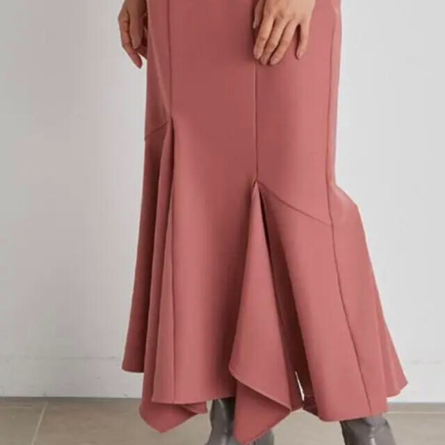 SNIDEL(スナイデル)のミナ様　Snidel マーメイドイレヘムスカート　新品 レディースのスカート(ロングスカート)の商品写真