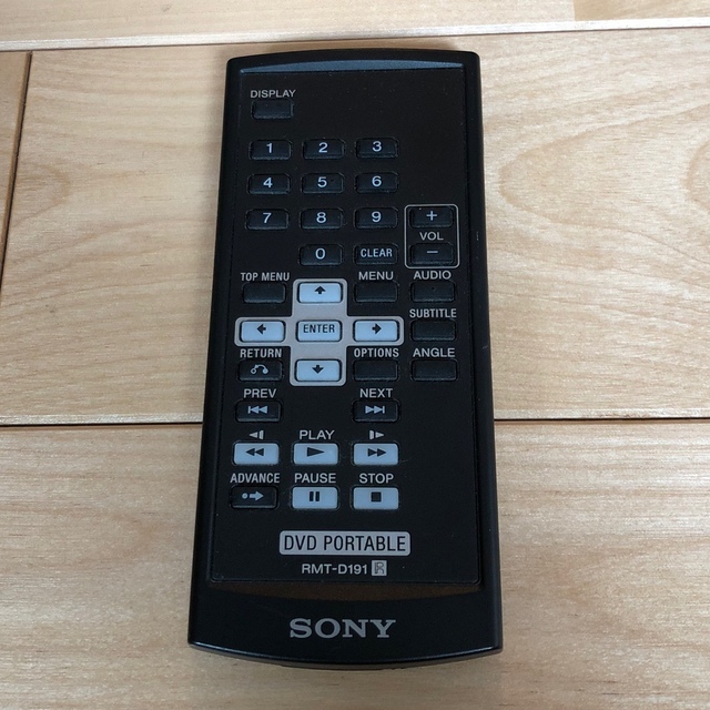 SONY(ソニー)のSonyポータブルDVDプレーヤー スマホ/家電/カメラのテレビ/映像機器(DVDプレーヤー)の商品写真