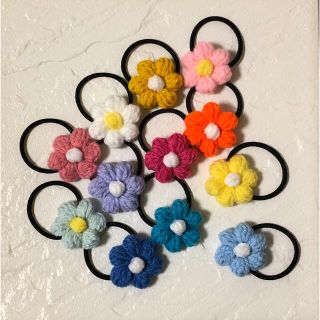 お花のヘアゴム☆ハンドメイド(ヘアゴム/シュシュ)