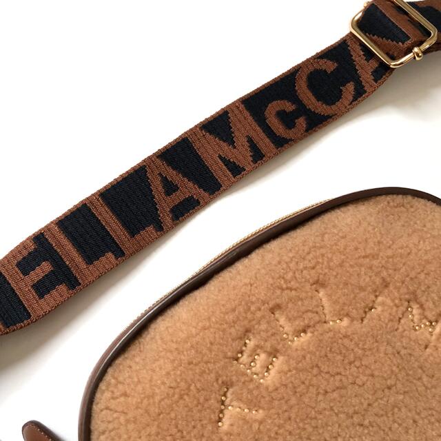 Stella McCartney(ステラマッカートニー)の新品 ステラ マッカートニー スタッズロゴ ボア カメラバッグ スモール/S レディースのバッグ(ショルダーバッグ)の商品写真