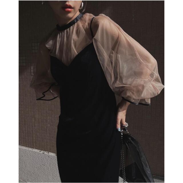 Ameri VINTAGE MANY WAY TULLE VEIL DRESS | angeloawards.com