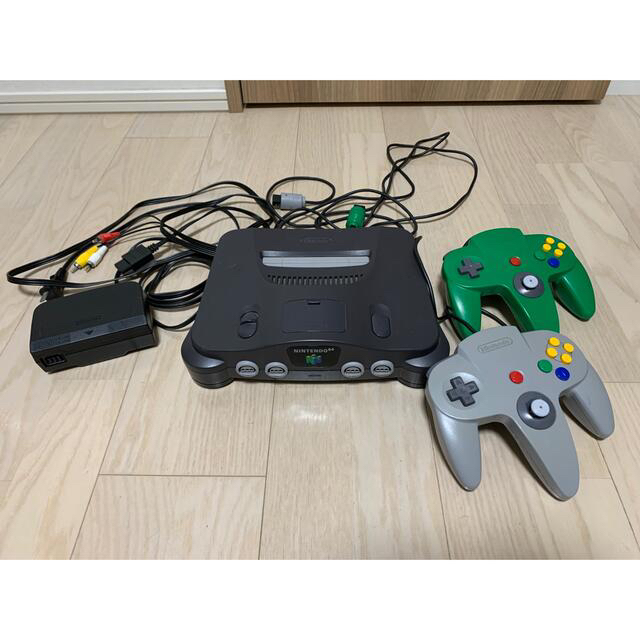 NINTENDO 64(ニンテンドウ64)の任天堂64本体セット エンタメ/ホビーのゲームソフト/ゲーム機本体(家庭用ゲーム機本体)の商品写真