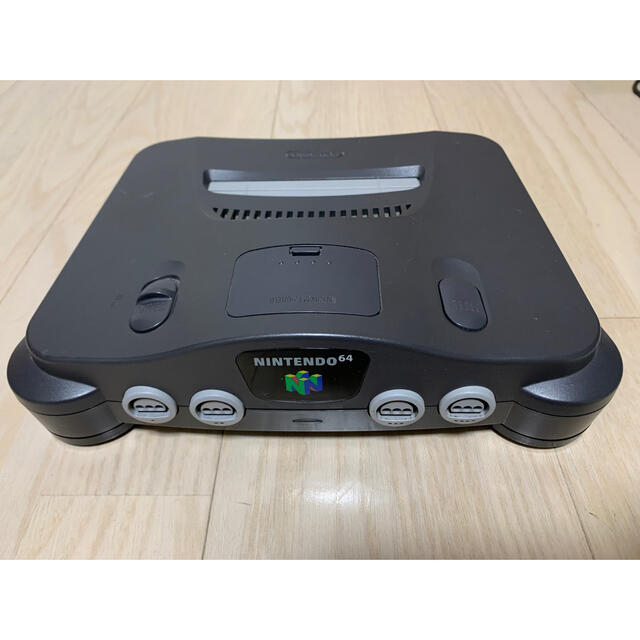 NINTENDO 64(ニンテンドウ64)の任天堂64本体セット エンタメ/ホビーのゲームソフト/ゲーム機本体(家庭用ゲーム機本体)の商品写真